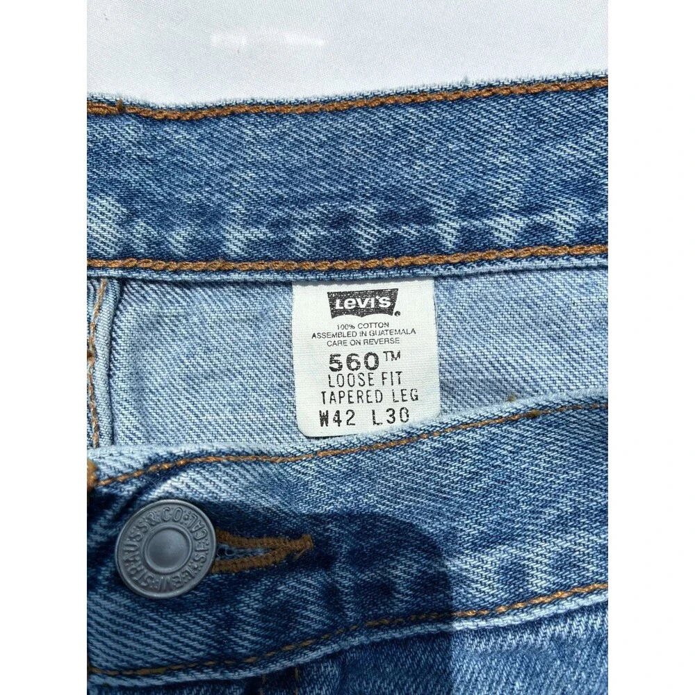 Vtg Men's Levi’s 560 Loose Fit Tapered Tag Sz: 42x30 Distressed Actual Sz:40